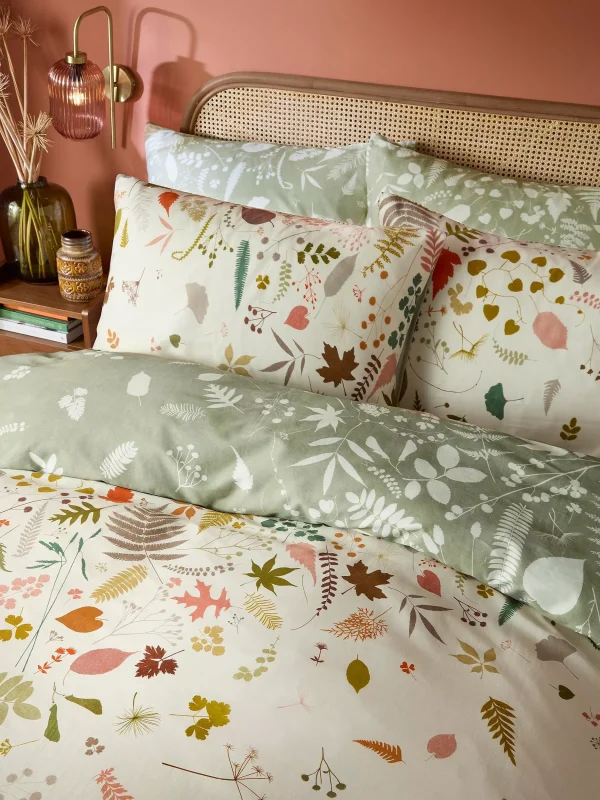 Clarissa Hulse Woodland Walk Duvet Cover Set Multi