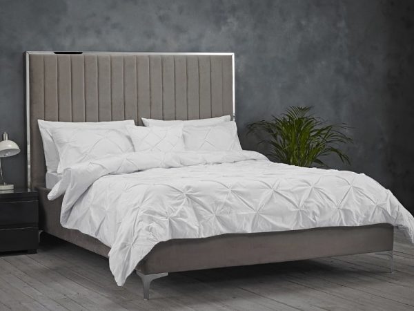 LPD Furniture Berkeley King Size Fabric Bed