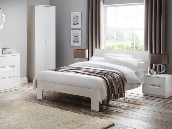 Julian Bowen Manhattan High Gloss Bed Double White Wooden Bed