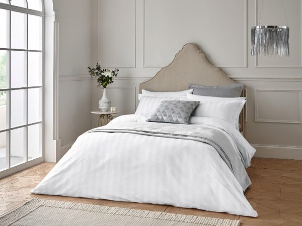 Helena Springfield Moderne Stripe Quilt Set Double White Duvet Cover