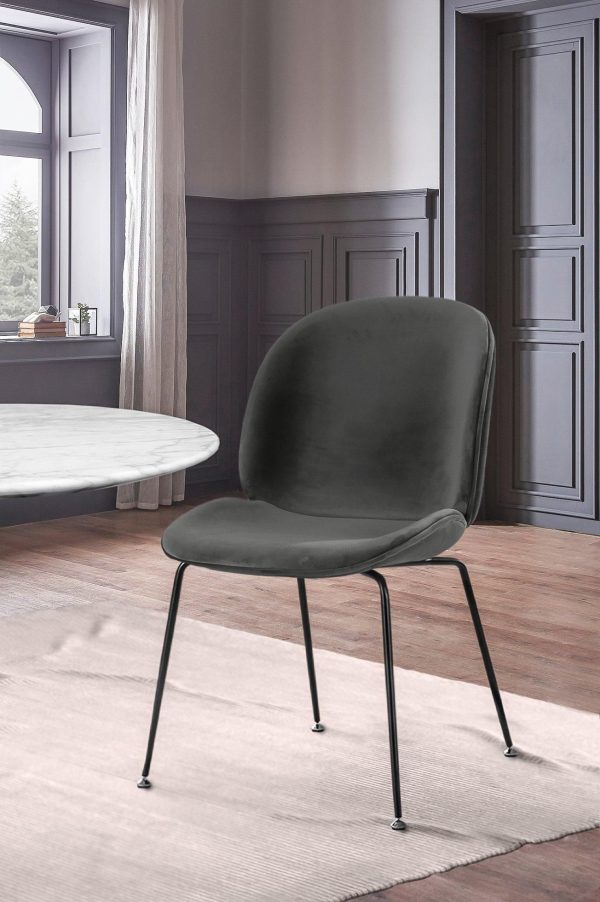 Luxurious Velvet Dining Chair with Black Metal Legs