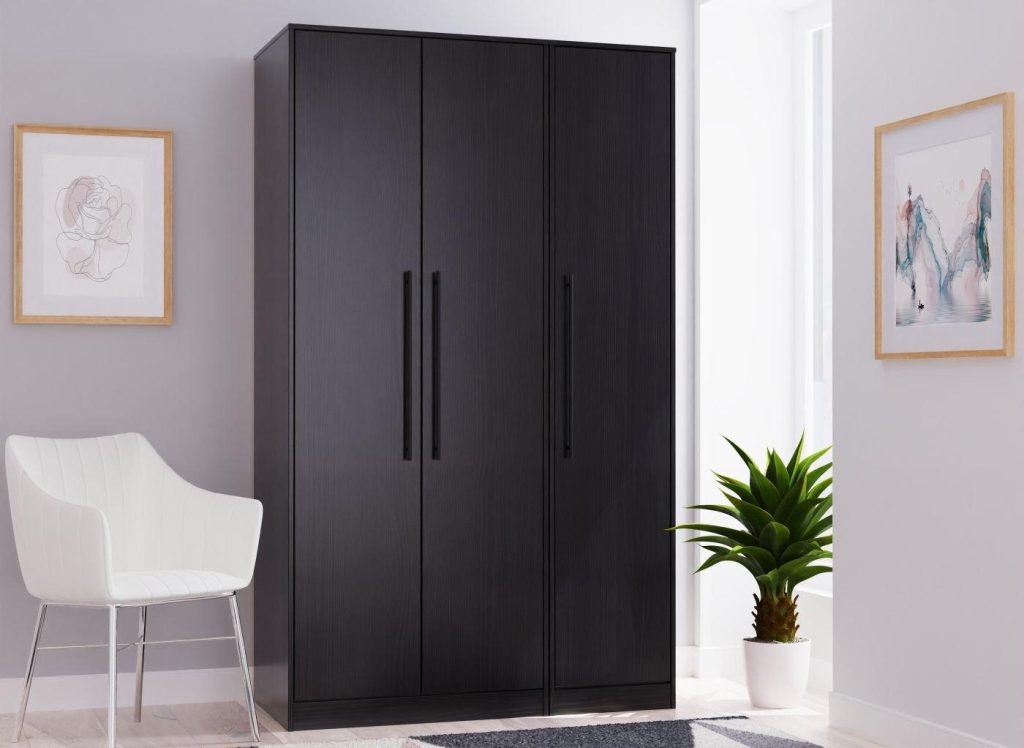 Oregon 3 Door Wardrobe   Black